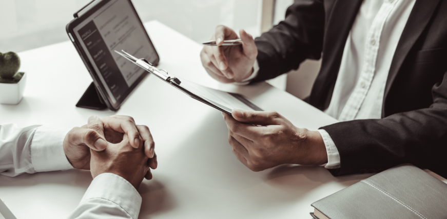 Expert Interviews UAE How to Use Insights to Enter the Market the Right Way Expert Interviews UAE How to Use Insights to Enter the Market the Right Way